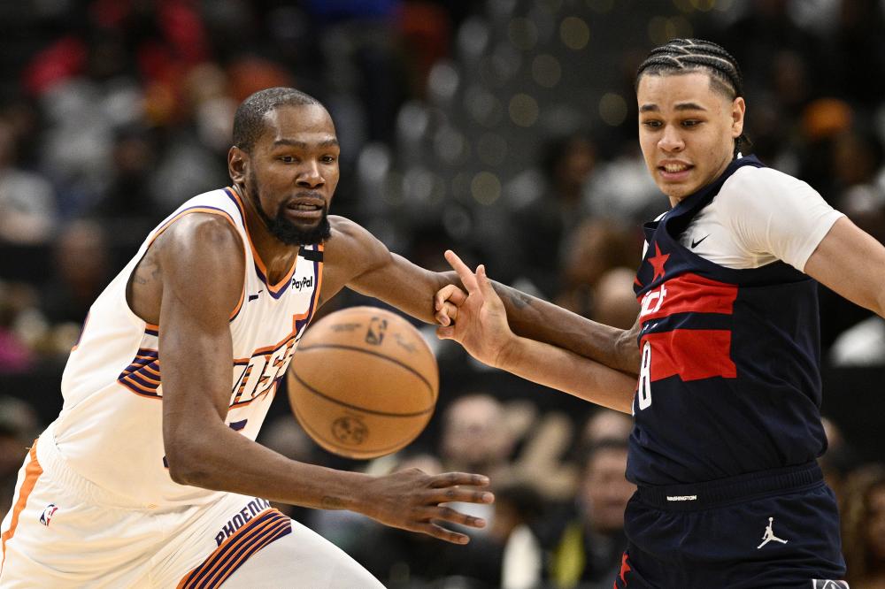 而龙体育场 而龙体育场