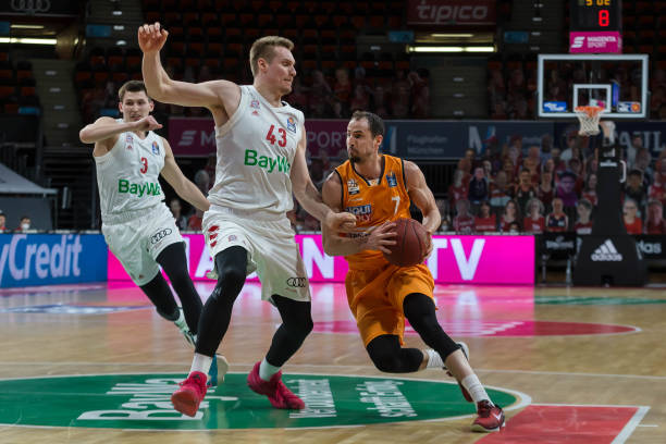 不仅是一场 不仅是一场